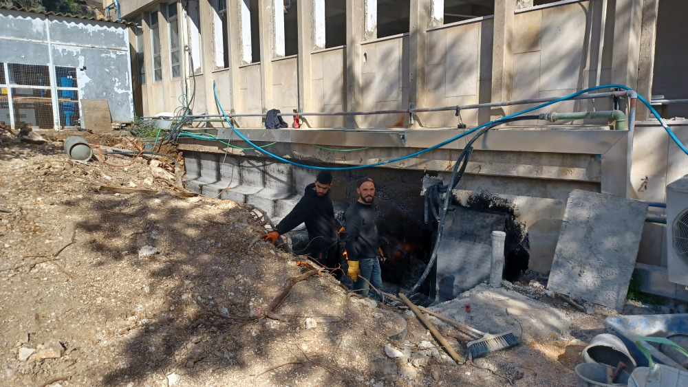 Sealing the outside